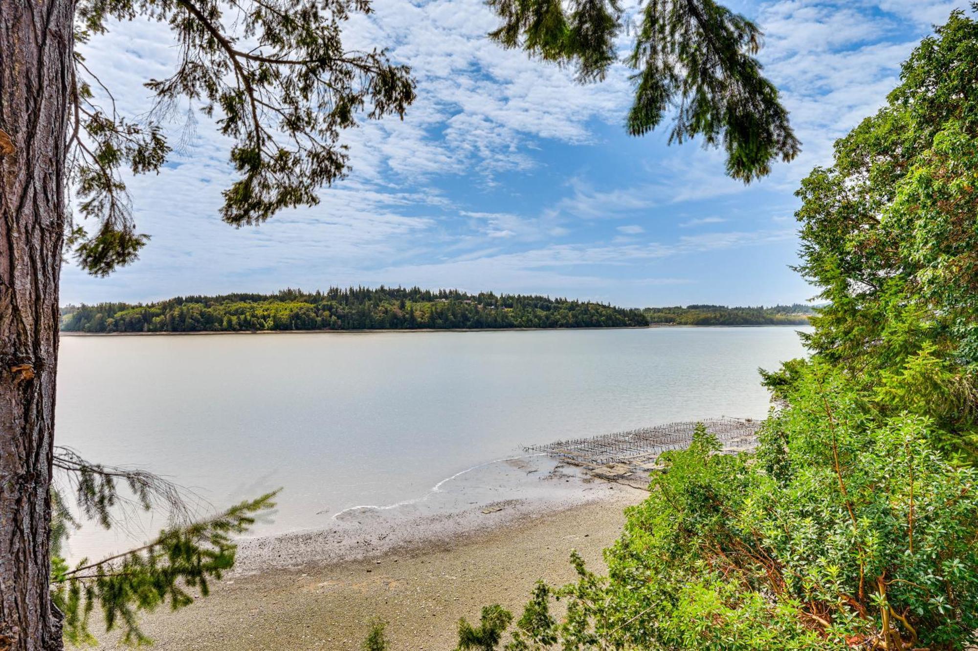 Serene Shelton Sanctuary With Private Beach And Kayaks Villa Exterior photo