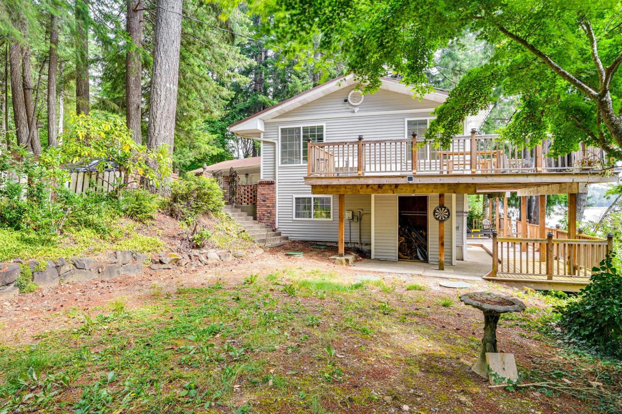 Serene Shelton Sanctuary With Private Beach And Kayaks Villa Exterior photo